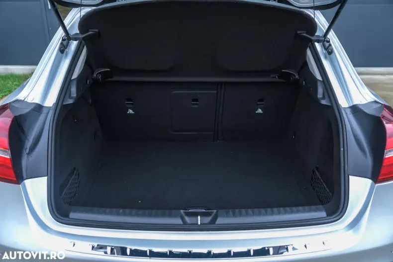 Mercedes-Benz GLA din 2020 cu 65.000 km - oferta MER134294 - foto 15