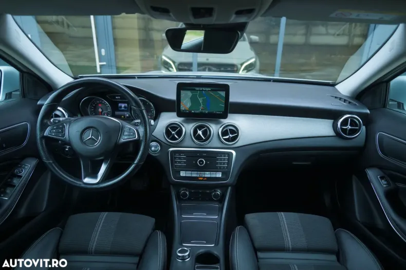 Mercedes-Benz GLA din 2020 cu 65.000 km - oferta MER134294 - foto 20