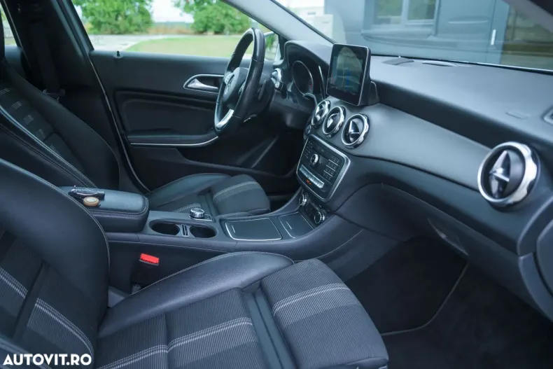 Mercedes-Benz GLA din 2020 cu 65.000 km - oferta MER134294 - foto 25