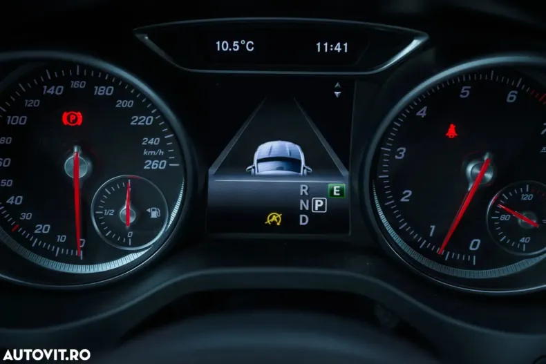 Mercedes-Benz GLA din 2020 cu 65.000 km - oferta MER134294 - foto 27