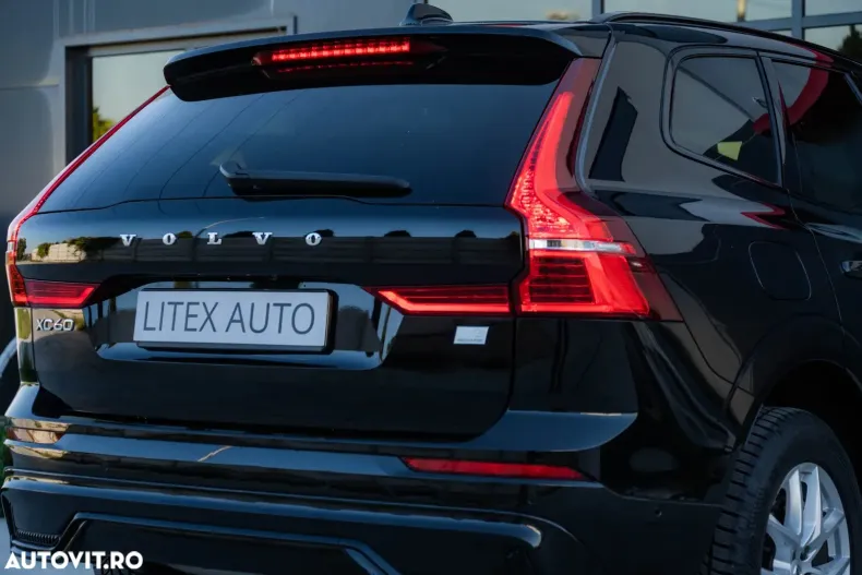 Volvo XC60 din 2024 cu 12.697 km - oferta VOL134297 - foto 11