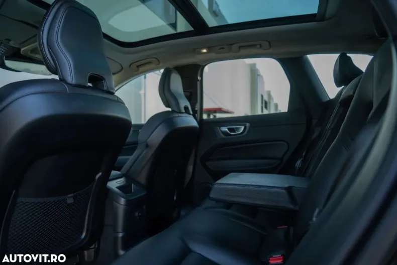 Volvo XC60 din 2024 cu 12.697 km - oferta VOL134297 - foto 18
