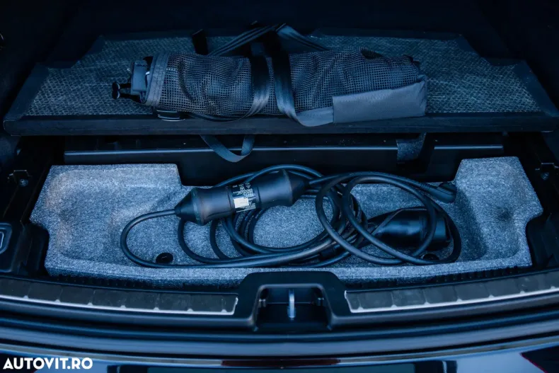 Volvo XC60 din 2024 cu 12.697 km - oferta VOL134297 - foto 39