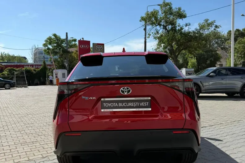 Toyota bZ4X din 2025 cu 1 km - oferta TOY134299 - foto 10