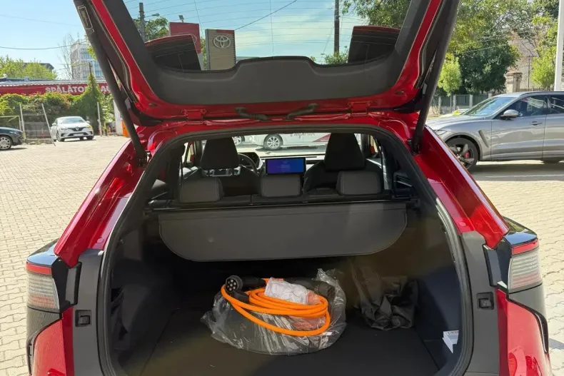 Toyota bZ4X din 2025 cu 1 km - oferta TOY134299 - foto 13