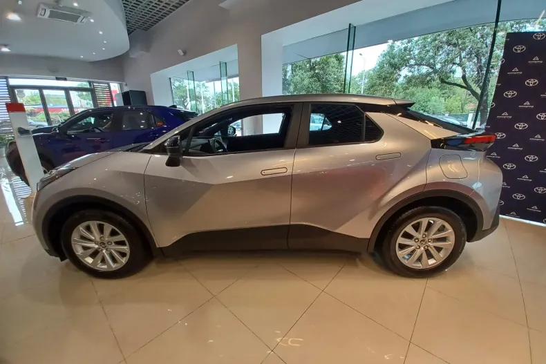 Toyota C-HR din 2025 cu 1 km - oferta TOY134303 - foto 8