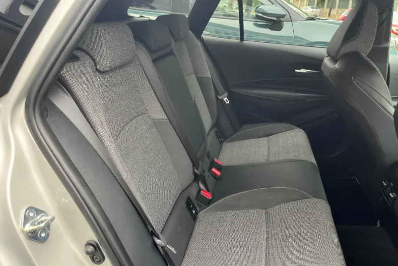 Toyota Corolla din 2025 cu 5 km - oferta TOY134308 - foto 31