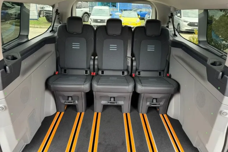 Ford Tourneo Custom din 2025 cu 1 km - oferta FOR134314 - foto 17