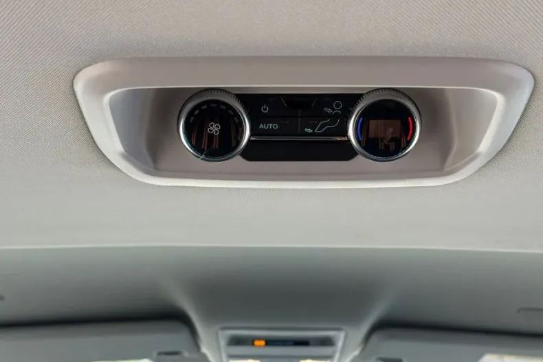 Ford Tourneo Custom din 2025 cu 1 km - oferta FOR134314 - foto 20