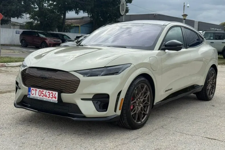 Ford Mustang Mach-E din 2025 cu 1 km - oferta FOR134315 - foto 3