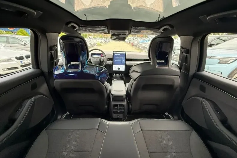 Ford Mustang Mach-E din 2025 cu 1 km - oferta FOR134317 - foto 20