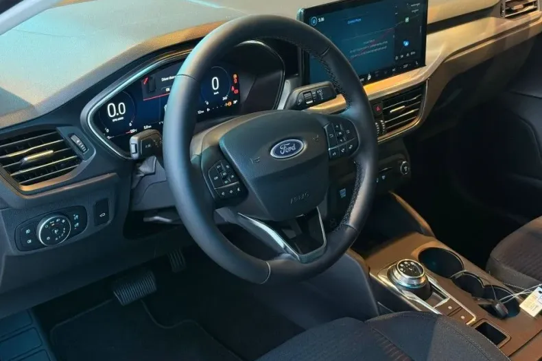 Ford Focus din 2025 cu 1 km - oferta FOR134318 - foto 12