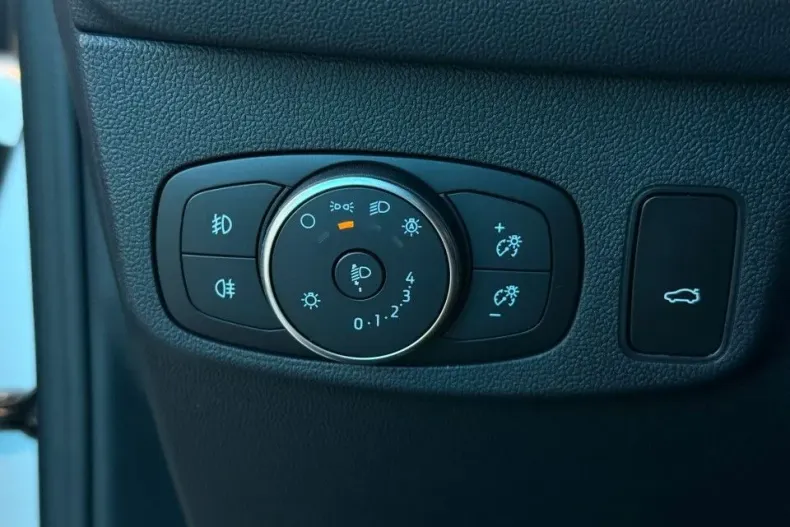 Ford Focus din 2025 cu 1 km - oferta FOR134318 - foto 13