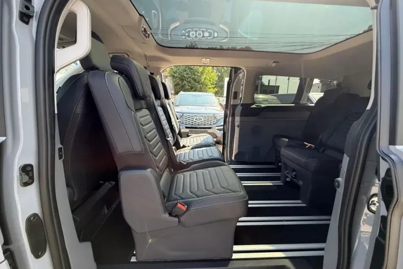 Ford Tourneo Custom din 2025 cu 1 km - oferta FOR134319 - foto 8