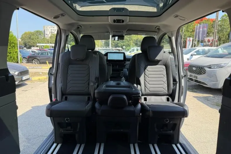 Ford Tourneo Custom din 2025 cu 1 km - oferta FOR134319 - foto 16