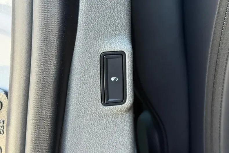 Ford Tourneo Custom din 2025 cu 1 km - oferta FOR134319 - foto 21