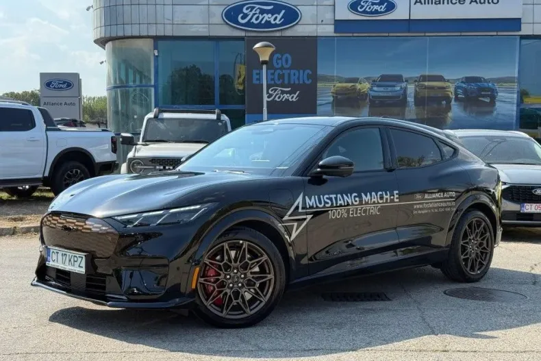 Ford Mustang Mach-E din 2025 cu 3.500 km - oferta FOR134326 - foto 1