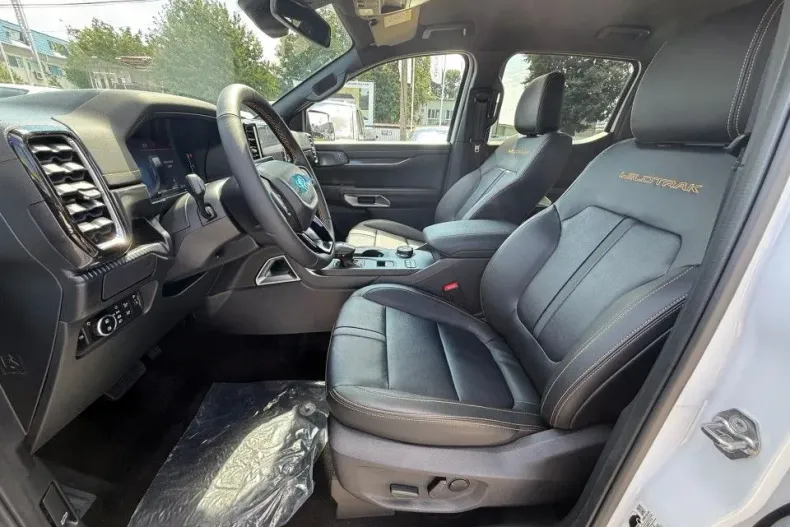 Ford Ranger din 2025 cu 1 km - oferta FOR134328 - foto 21