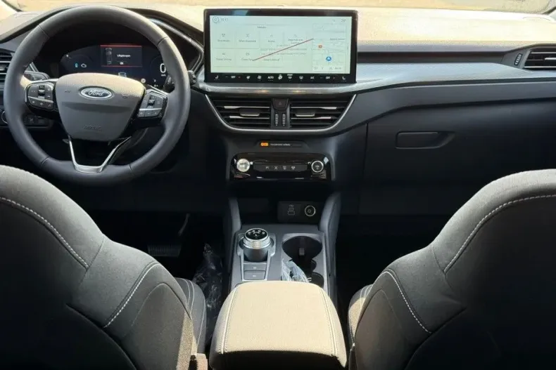 Ford Kuga din 2025 cu 1 km - oferta FOR134329 - foto 10