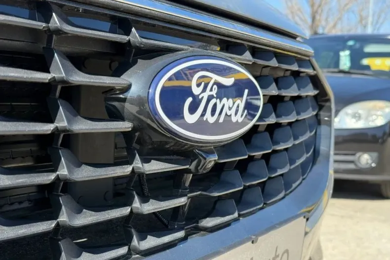 Ford Kuga din 2025 cu 1 km - oferta FOR134332 - foto 6