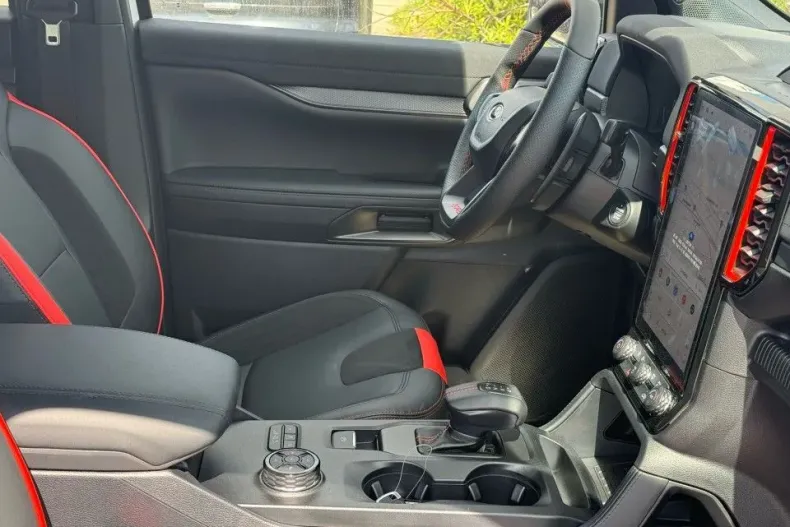 Ford Raptor din 2025 cu 1 km - oferta FOR134334 - foto 15