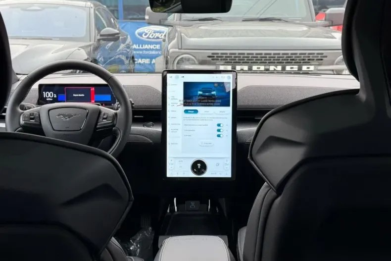 Ford Mustang Mach-E din 2025 cu 1 km - oferta FOR134336 - foto 17