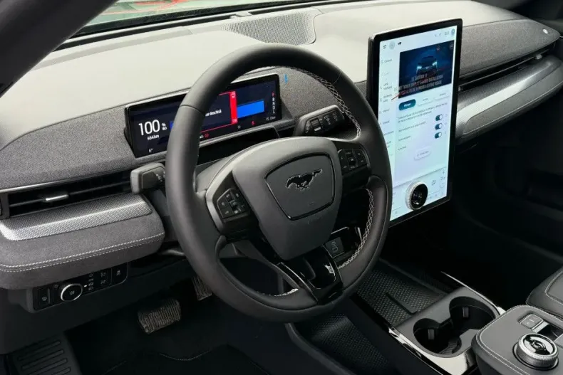 Ford Mustang Mach-E din 2025 cu 1 km - oferta FOR134336 - foto 25