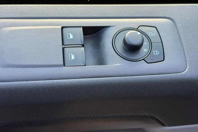 Ford Transit Custom din 2025 cu 1 km - oferta FOR134339 - foto 20