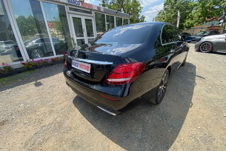Mercedes-Benz E 220 din 2020 cu 122.181 km - oferta MER134347 - foto 5