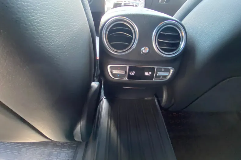 Mercedes-Benz E 220 din 2020 cu 122.181 km - oferta MER134347 - foto 12