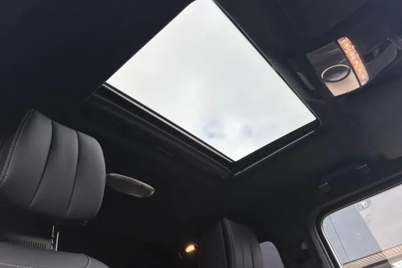 Mercedes-Benz G 63 AMG din 2024 cu 9.999 km - oferta MER134472 - foto 9