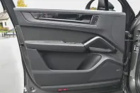 Porsche Cayenne din 2024 cu 23.040 km - oferta POR134476 - foto 33