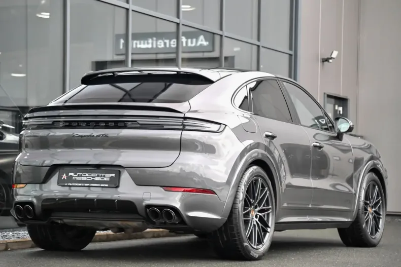 Porsche Cayenne din 2024 cu 23.040 km - oferta POR134476 - foto 42