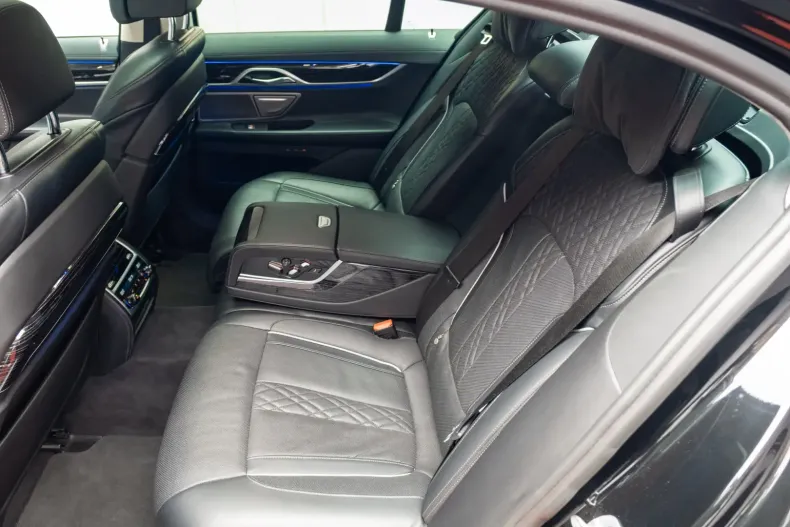 BMW 740 din 2022 cu 110.136 km - oferta BMW134493 - foto 21