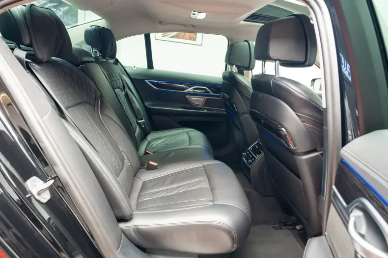 BMW 740 din 2022 cu 110.136 km - oferta BMW134493 - foto 24