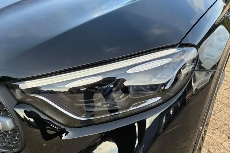 Mercedes-Benz GLC 400 din 2024 cu 8.612 km - oferta MER134494 - foto 5