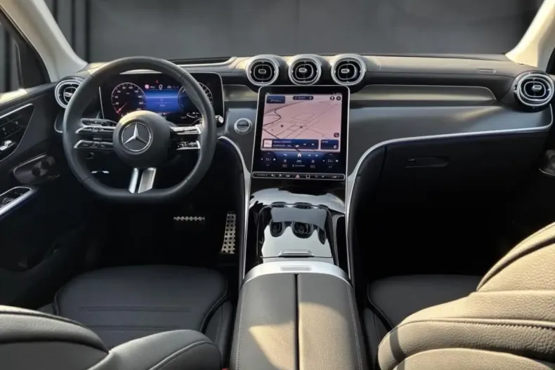 Mercedes-Benz GLC 400 din 2024 cu 8.612 km - oferta MER134494 - foto 15