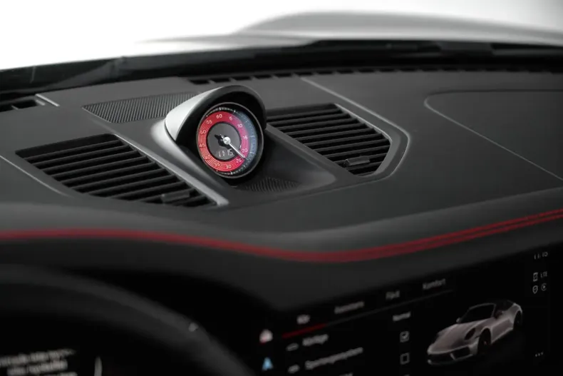 Porsche 992 din 2024 cu 4.800 km - oferta POR134502 - foto 22