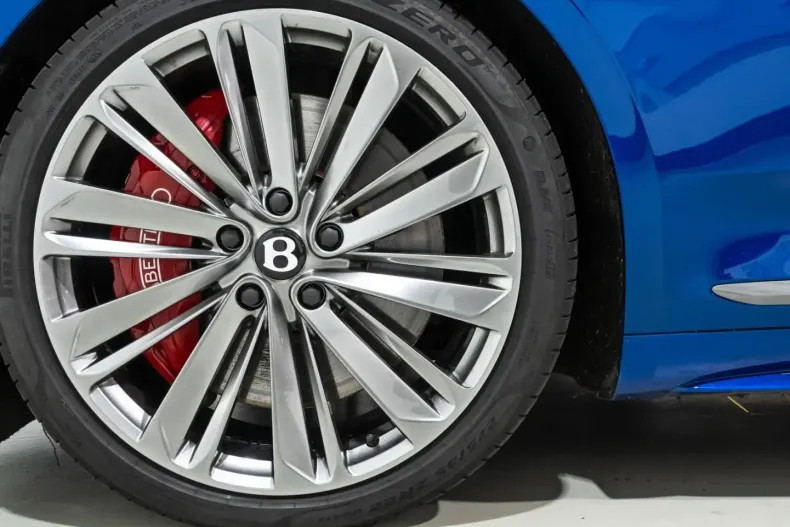 Bentley Continental GT din 2024 cu 8.490 km - oferta BEN134503 - foto 18