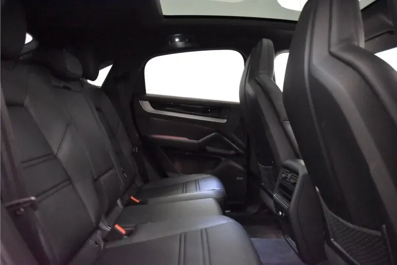 Porsche Cayenne din 2024 cu 73.000 km - oferta POR134505 - foto 30