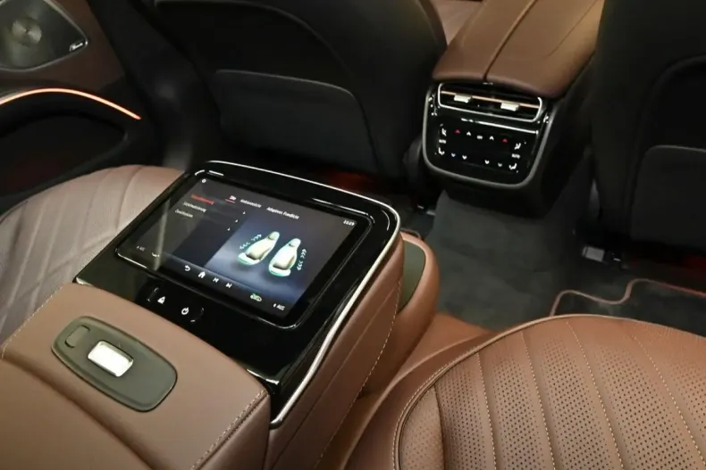 Mercedes-Benz EQS din 2023 cu 8.500 km - oferta MER134510 - foto 24