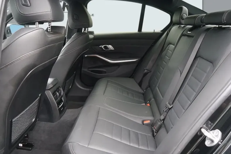 BMW 320 din 2022 cu 45.900 km - oferta BMW134512 - foto 6