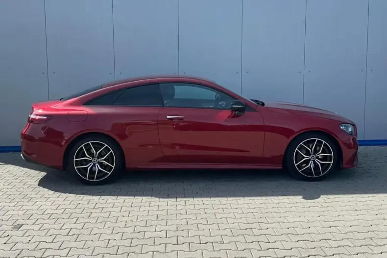 Mercedes-Benz E 200 din 2021 cu 31.400 km - oferta MER134520 - foto 4