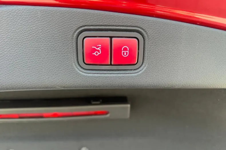 Mercedes-Benz E 200 din 2021 cu 31.400 km - oferta MER134520 - foto 10