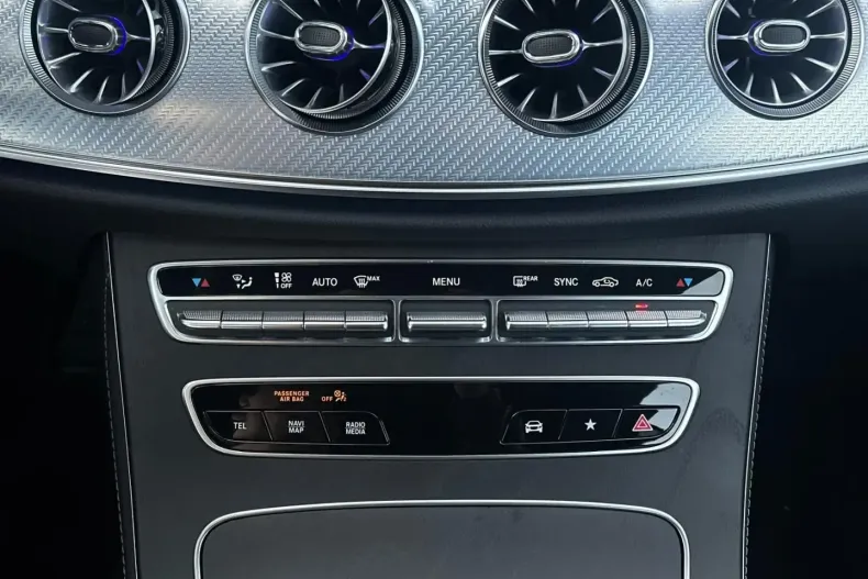 Mercedes-Benz E 200 din 2021 cu 31.400 km - oferta MER134520 - foto 25