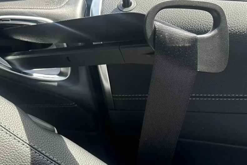 Mercedes-Benz E 200 din 2021 cu 31.400 km - oferta MER134520 - foto 26