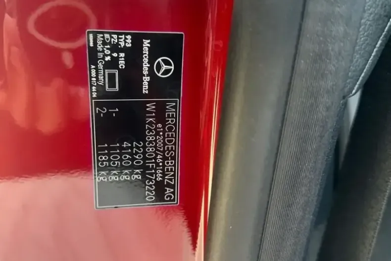 Mercedes-Benz E 200 din 2021 cu 31.400 km - oferta MER134520 - foto 30