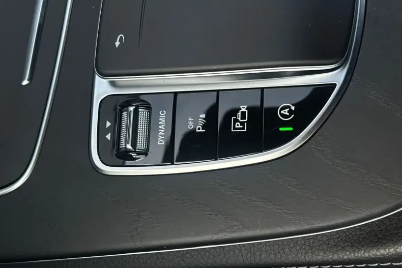 Mercedes-Benz E 200 din 2021 cu 31.400 km - oferta MER134520 - foto 36