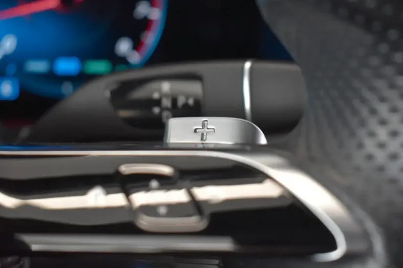 Mercedes-Benz E 200 din 2021 cu 34.999 km - oferta MER134521 - foto 17