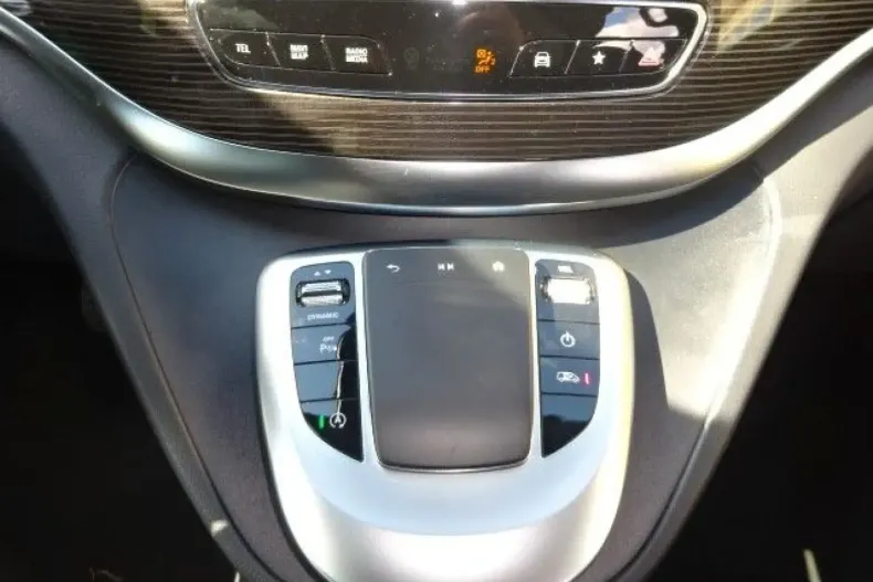 Mercedes-Benz V 300 din 2024 cu 57.502 km - oferta MER134544 - foto 13